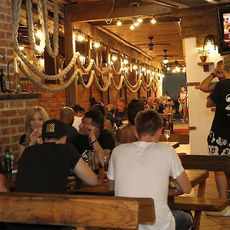 Hostel Timun (Adults Only) Novalja Kültér fotó