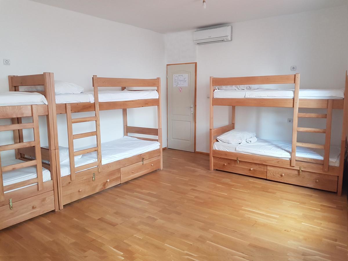 Hostel Timun (Adults Only) Novalja Kültér fotó